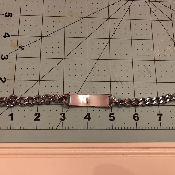 CLEARANCE New VTG Chunky Silver Tone Unisex Engravable Name ID Bracelet - Picture 3 of 3